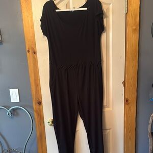 Classic Black Jumpsuit with Short Sleeves and Square Neckline